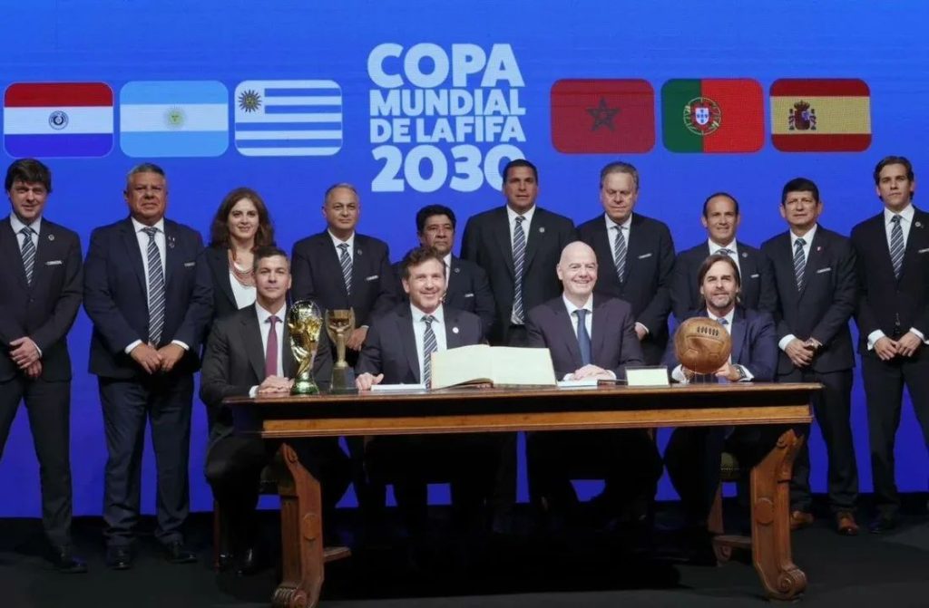 كأس العالم 2030 … الإتفاق بإقامة المباريات الثلاث الأولى بأمريكا الجنوبية …